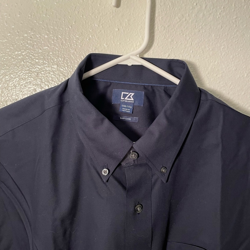 Cutter & Buck Men's Short Blue Button Down Shirt Size 1TG